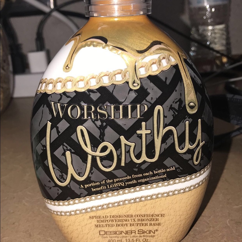 Tanning bed lotion